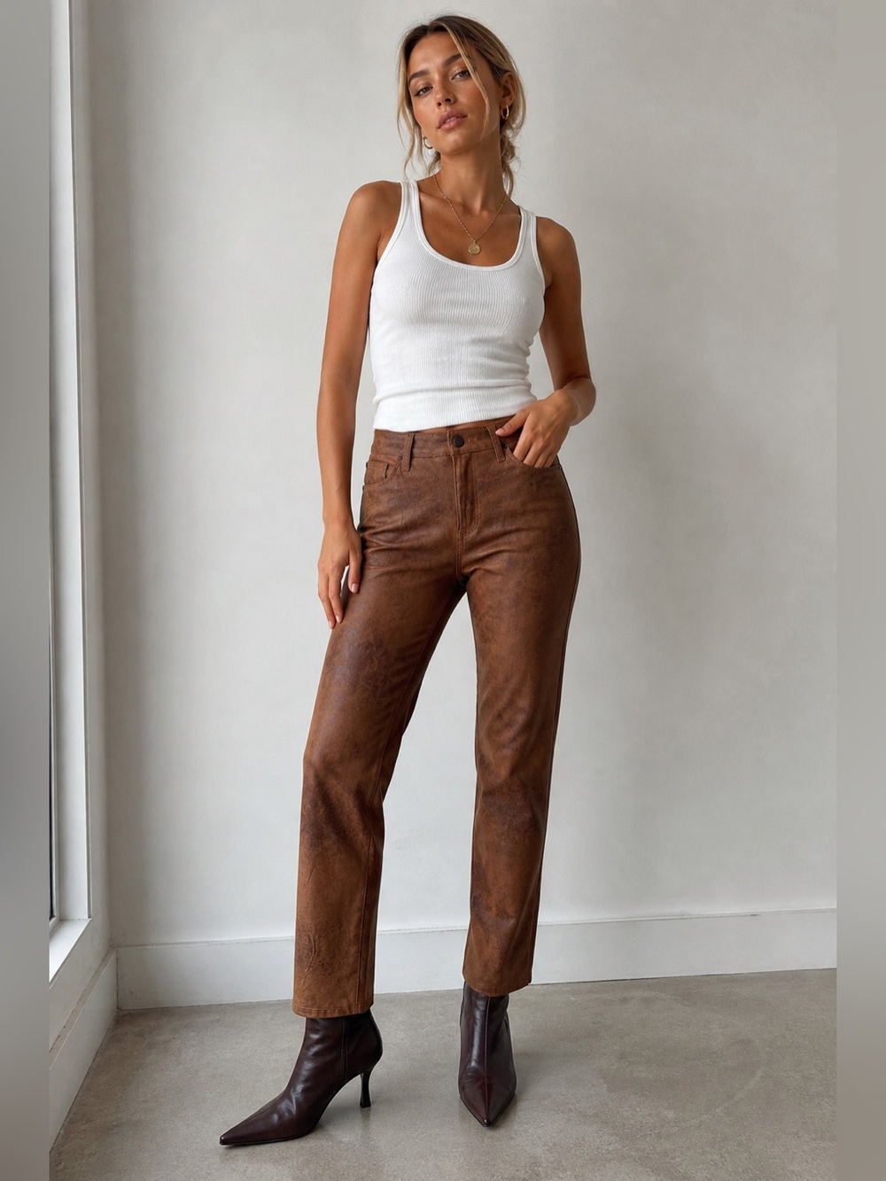Chico’s Faux Leather Distressed Brown Pants – Size 28